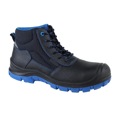 CLASSIC BOOTS