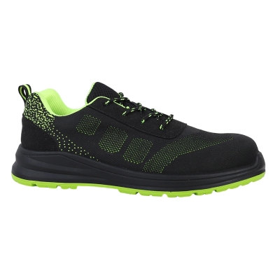 SPORT SHOES