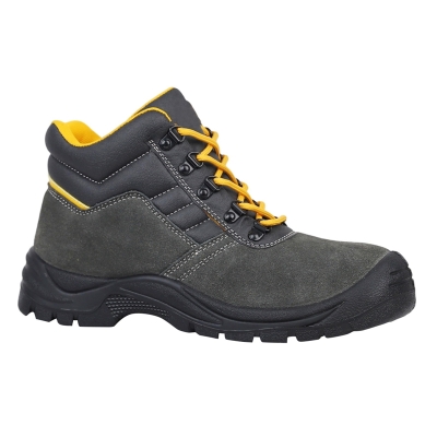 CLASSIC BOOTS