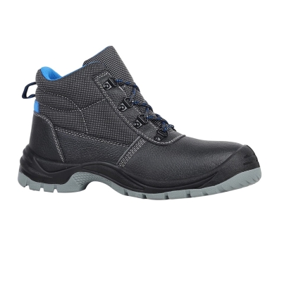 CLASSIC BOOTS