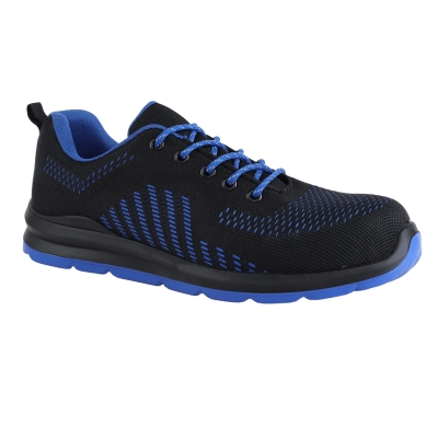 SPORT SHOES