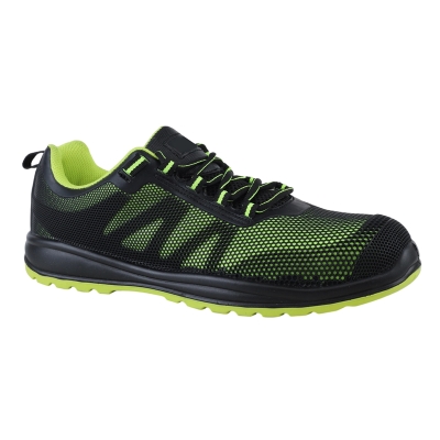 SPORT SHOES